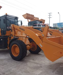Máy Xúc Lật Cần Dài + Kẹp Gỗ WL933LA